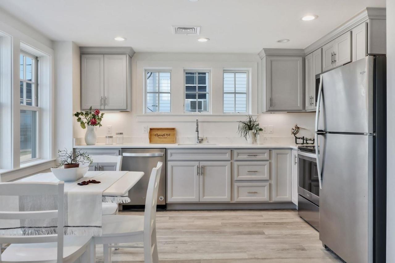 Harbourtown Suites On Plymouth Harbor Extérieur photo