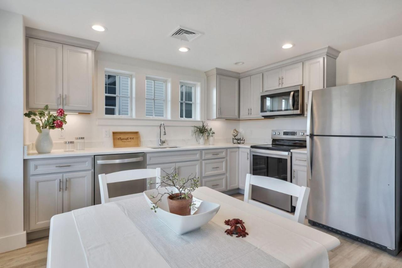 Harbourtown Suites On Plymouth Harbor Extérieur photo
