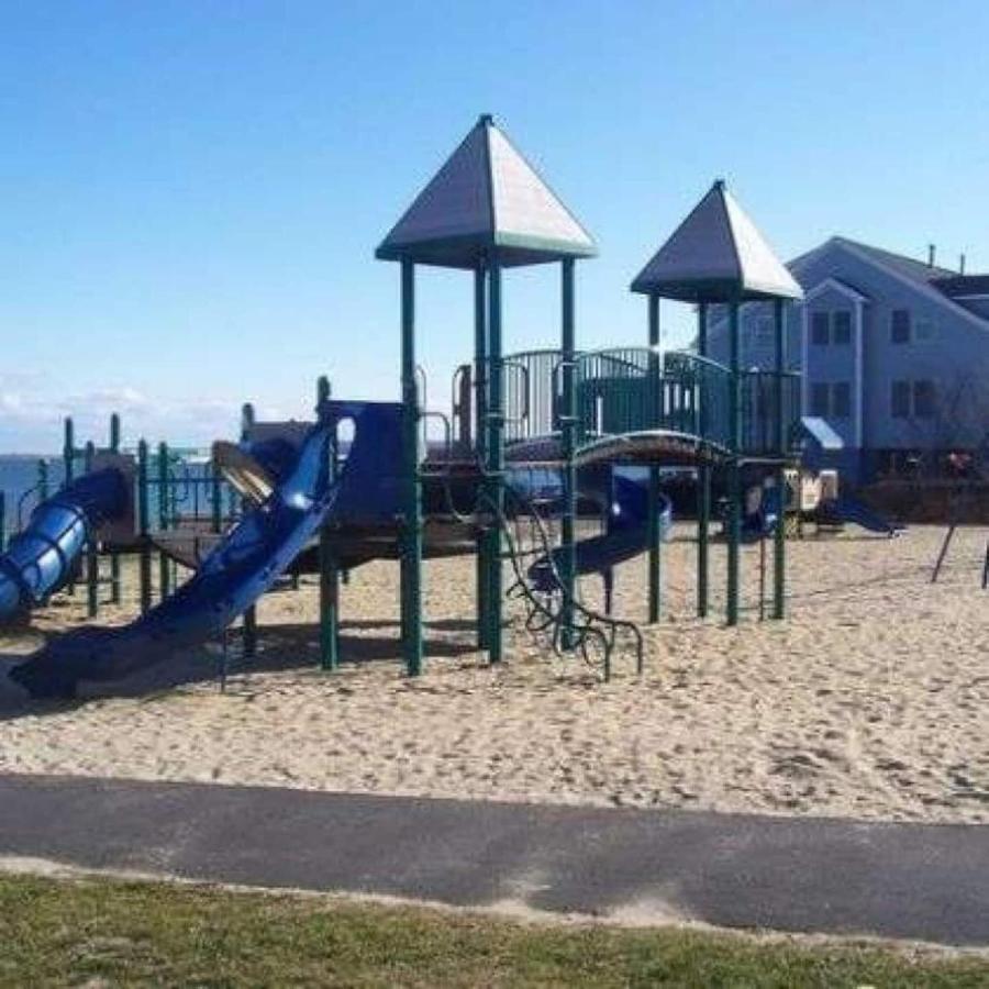 Harbourtown Suites On Plymouth Harbor Extérieur photo