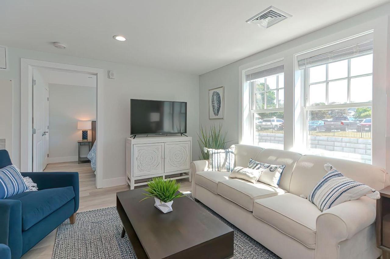 Harbourtown Suites On Plymouth Harbor Extérieur photo