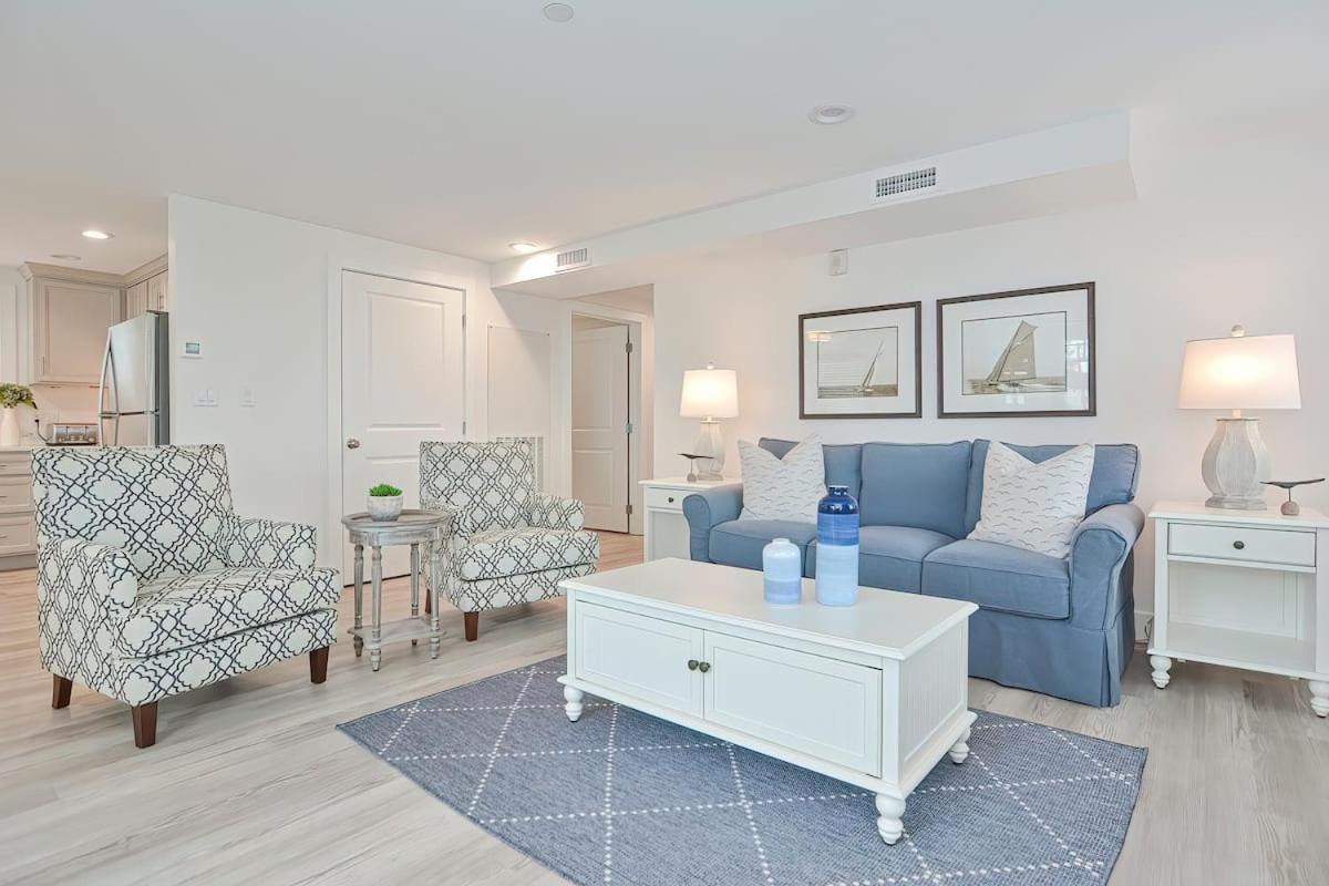 Harbourtown Suites On Plymouth Harbor Extérieur photo