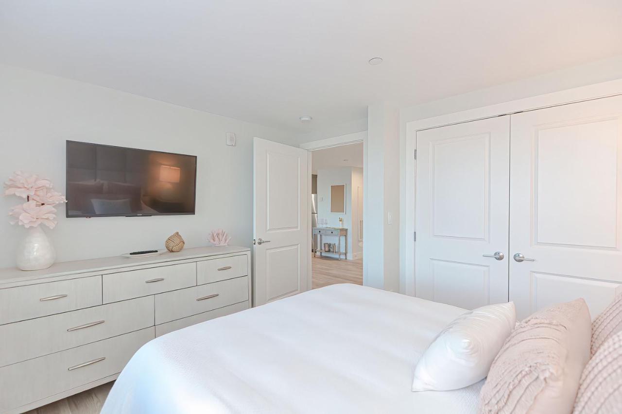 Harbourtown Suites On Plymouth Harbor Extérieur photo