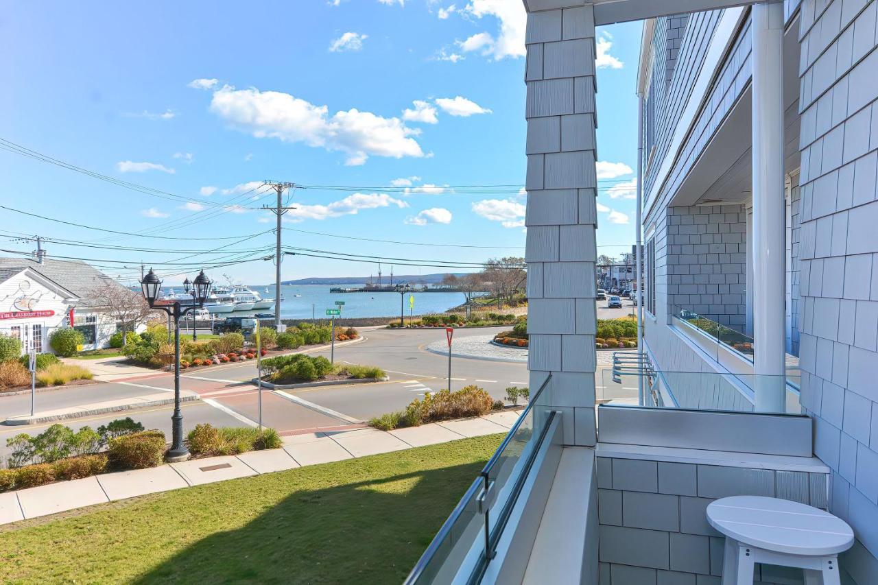 Harbourtown Suites On Plymouth Harbor Extérieur photo