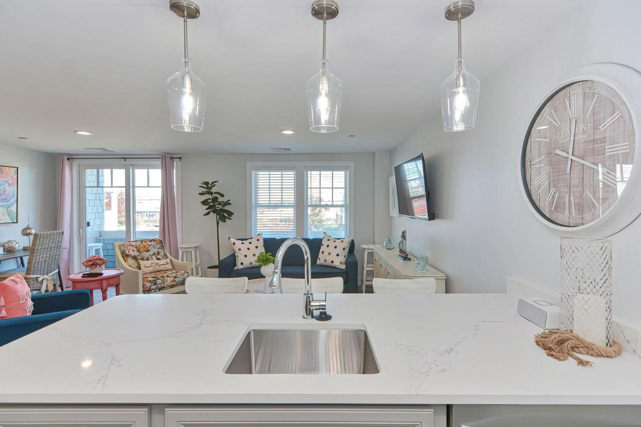Harbourtown Suites On Plymouth Harbor Extérieur photo