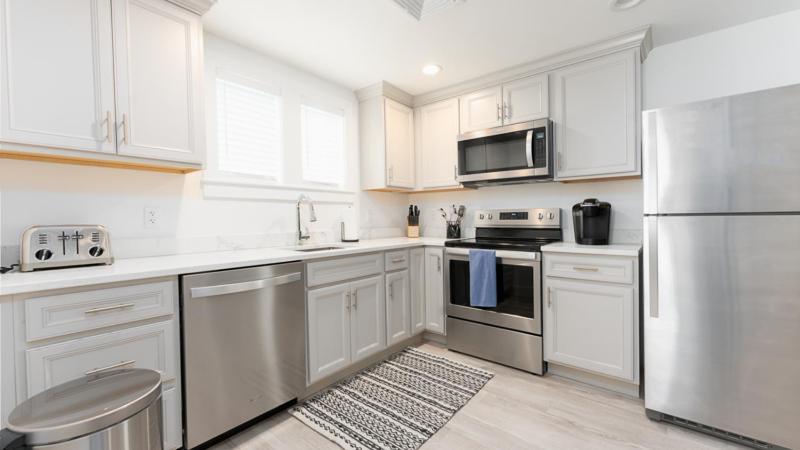 Harbourtown Suites On Plymouth Harbor Extérieur photo