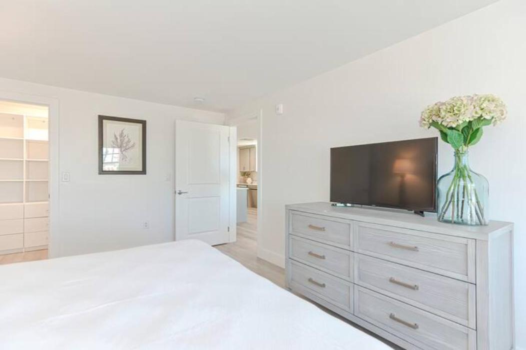 Harbourtown Suites On Plymouth Harbor Extérieur photo