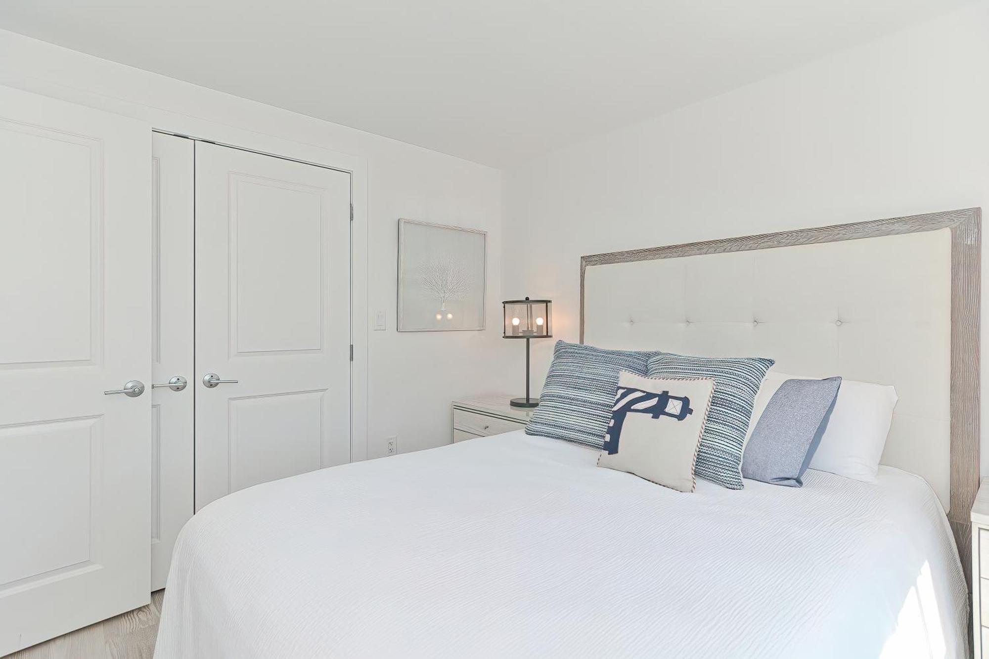 Harbourtown Suites On Plymouth Harbor Extérieur photo