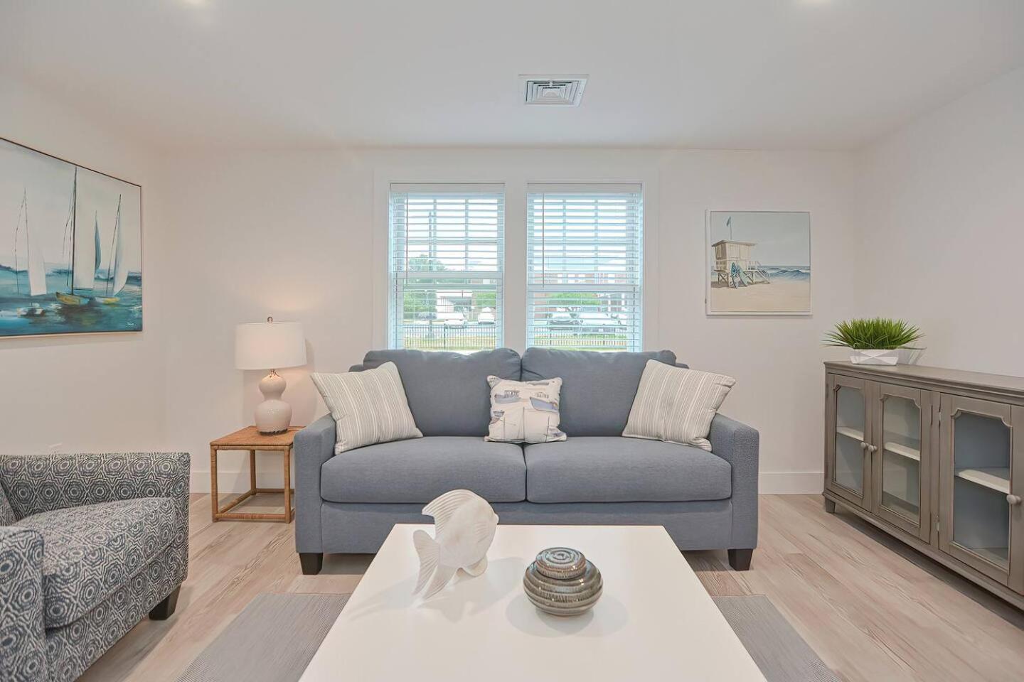 Harbourtown Suites On Plymouth Harbor Extérieur photo